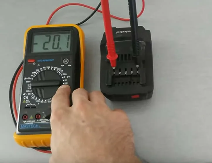 Li-ion battery multimeter test